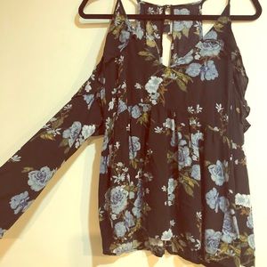 AE open shoulder long sleeved top